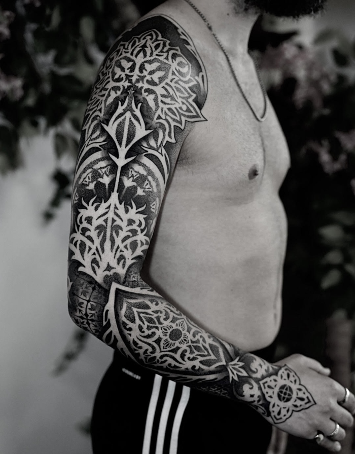 Leonardo Avelar • The Geometric Voice of Brazilian Ink 25 May 2025