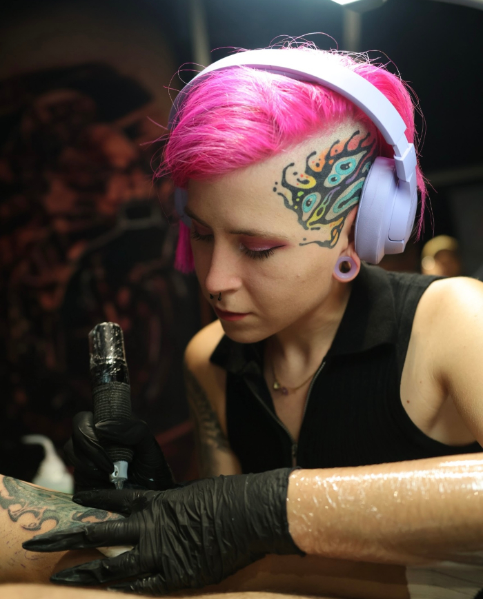 Sara Cardoso • A Vision of Color, Realism, and Surrealism in Modern Tattooing 17 June 2025