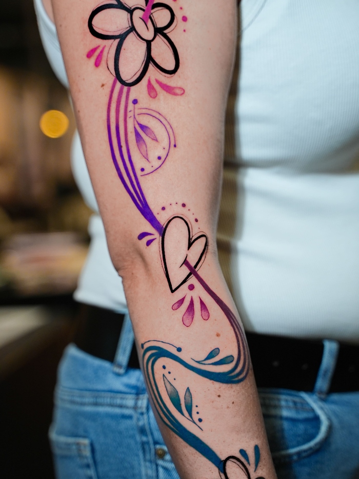 Lina Park • The Little Giant of Linework Lina Park • The Little Giant of Linework 14 November 2025