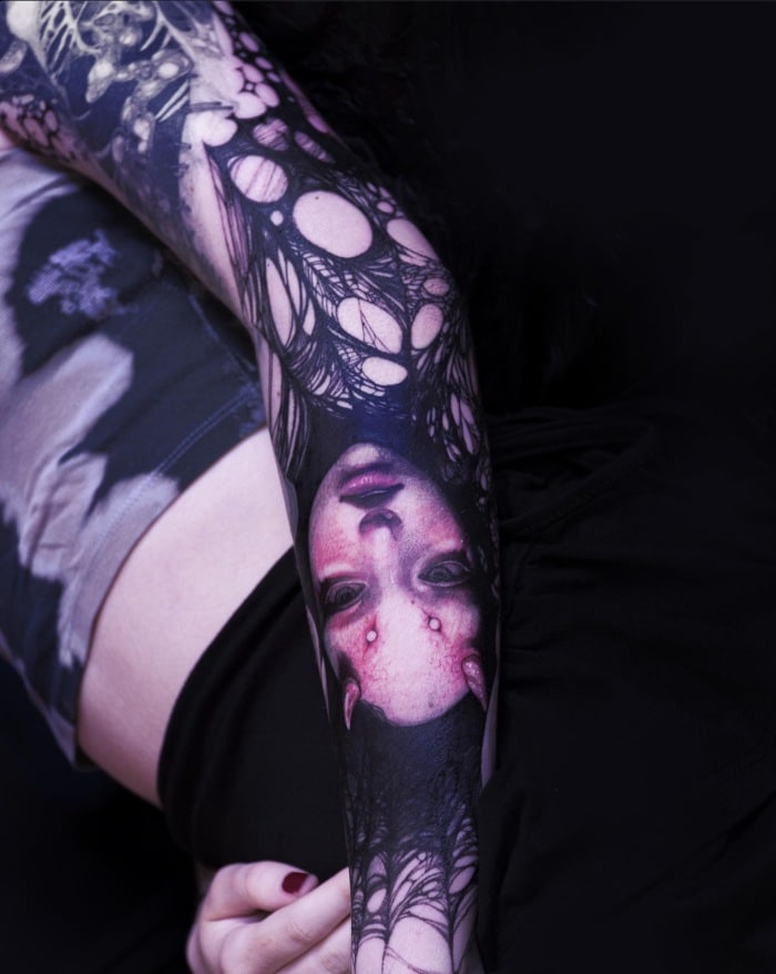 Duddi Bunny • Dark Fantasy on Skin: Tattooing allows me to live through drawing 20 January 2026