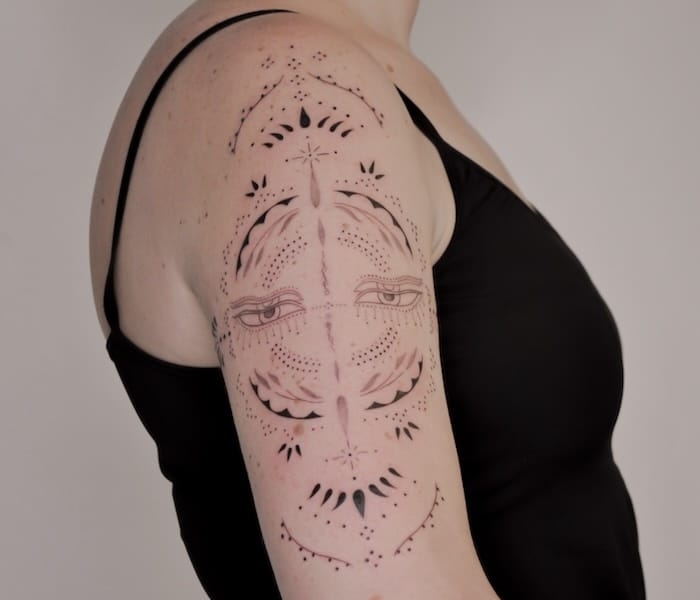 Julia Sakina • Delicate Aesthetics in Fine Line Tattooing Julia Sakina • Delicate Aesthetics in Fine Line Tattooing 22 April 2026