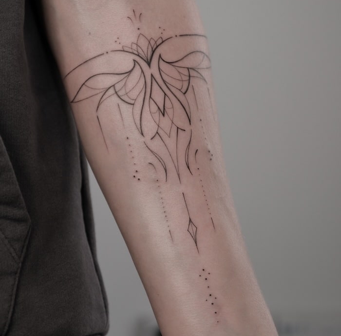 Julia Sakina • Delicate Aesthetics in Fine Line Tattooing Julia Sakina • Delicate Aesthetics in Fine Line Tattooing 22 April 2026