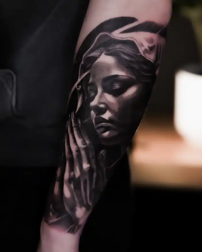 Jason Kim • The Quiet Discipline of Black & Grey Realism Jason Kim • The Quiet Discipline of Black & Grey Realism 26 April 2026
